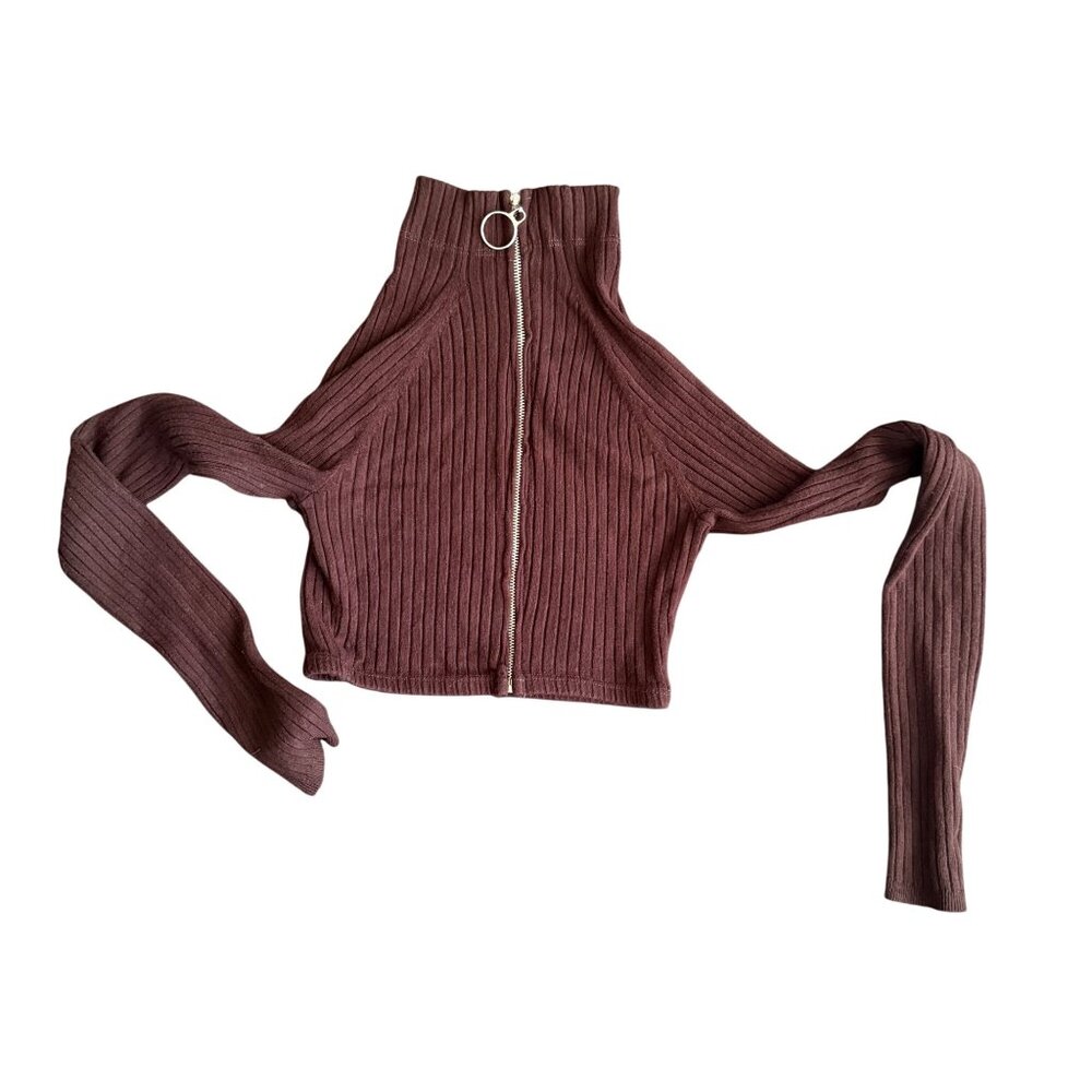 Reformation Ribbed Cropped Long Sleeve Top W/Front Zipper & Ring Pull In Chocola